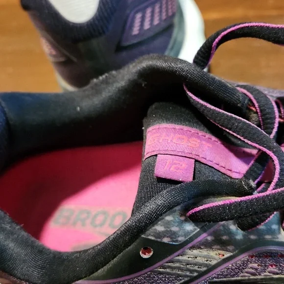 Brooks Ghost 12 Women's Running Shoe Size 9.5 - Picture 7 of 8